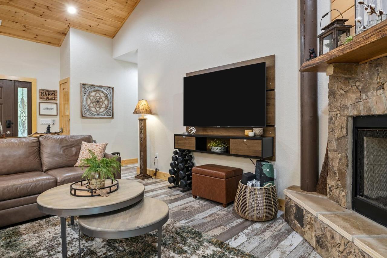 Stunning Views, Superb Atmosphere, Modern Amenities, In The Middle Of Nature Bryson City Exterior photo